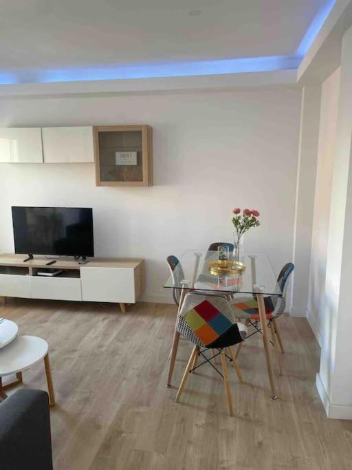 Victoria'S Apartment Boutique Малага Экстерьер фото